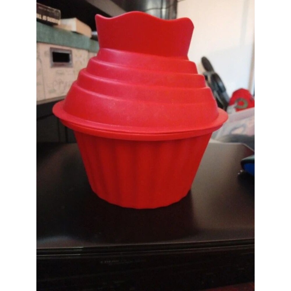 Silicone cake mold - cupcake. 2 pieces